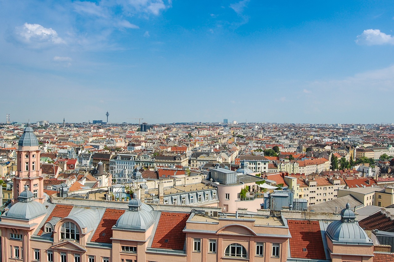 https://www.vielmehralsversichern.at/wp-content/uploads/austria-4715481_1280.jpg